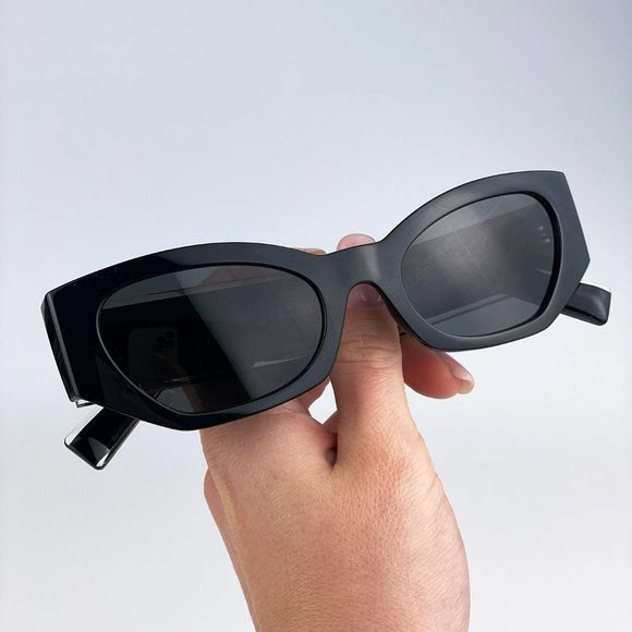 D&G DG6186 501/87 Sunglasses Black Dark Grey Cat Eye Women - Picture 4 of 12